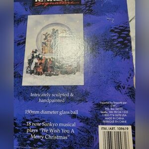 Christmas Musical Glass Ball